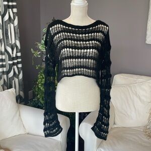 NWT Tic Toc cropped sweater, small-medium